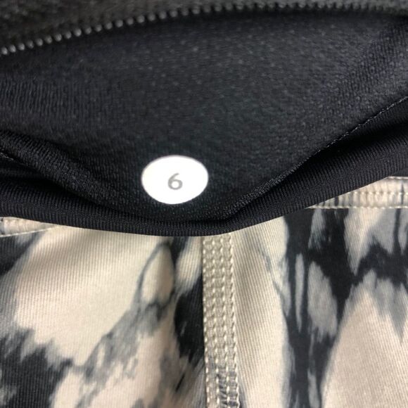 LULULEMON | Inspire Crop II Tie Dye Leggings Women’s Size 6 - Picture 6 of 13